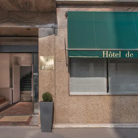 De Genève 3*
